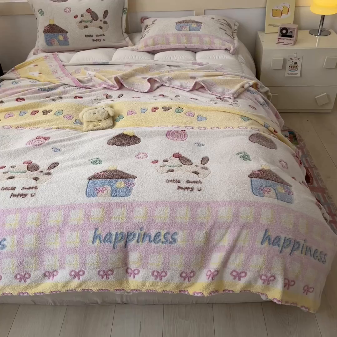 91家纺网 家纺一手货源 找家纺 川悦生活 2025新款高克重双面雪花绒印花毛毯三件套 毛毯小狗物语