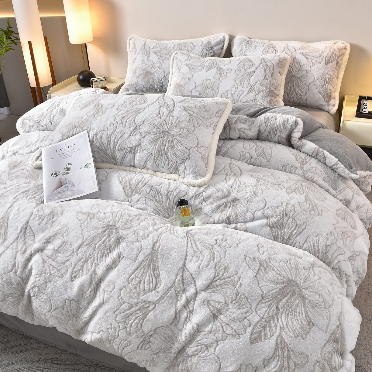 91家纺网 家纺一手货源 找家纺 （总）吾诺家居 320克深雕兔毛绒四件套牛奶绒四件套兔毛四件套 兔毛包边四件套