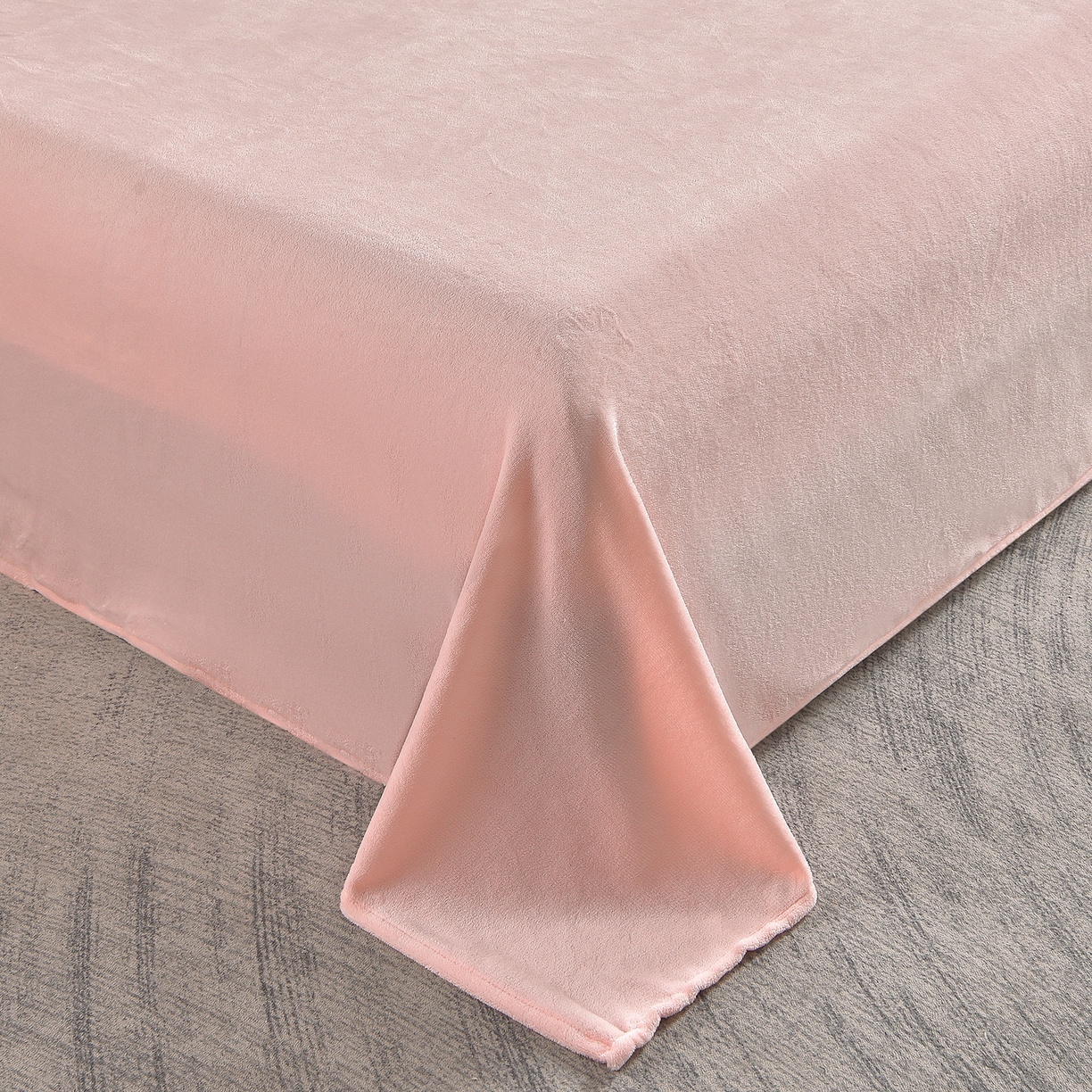 91家纺网 家纺一手货源 找家纺 吾诺家居 320克深雕兔毛绒四件套牛奶绒四件套兔毛四件套 兔毛包边四件套 粉色玫瑰