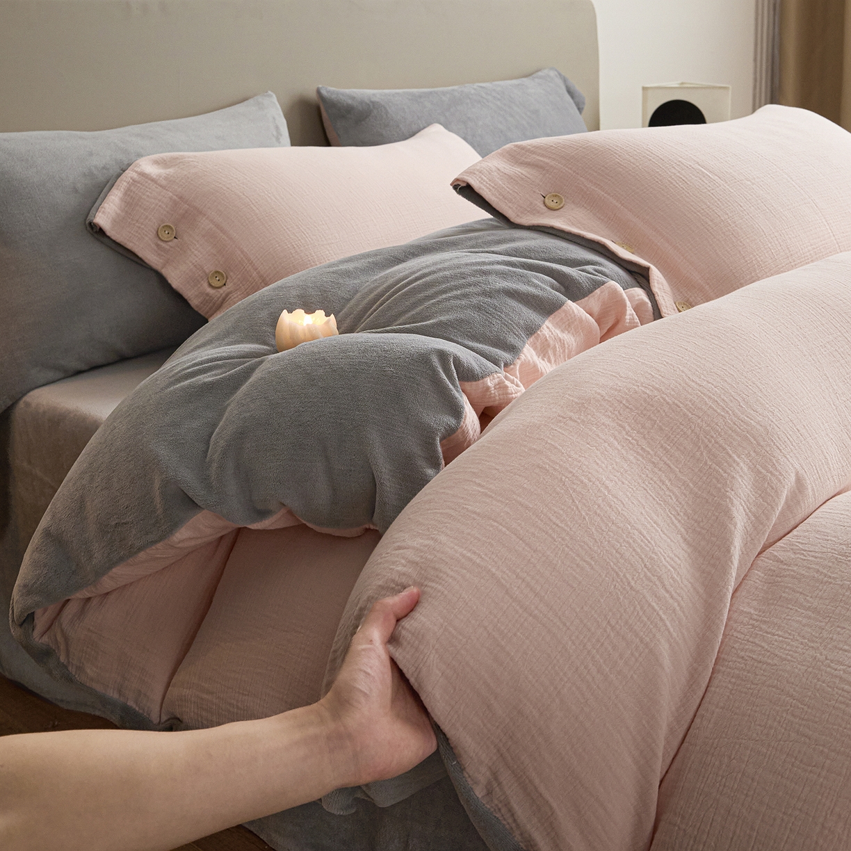 91家纺网 家纺一手货源 找家纺 （总）吾诺家居 吾诺 棉加绒系列 全棉泡泡双层纱加牛奶绒四件套 棉拼绒四件套 棉加绒四件套全棉A类