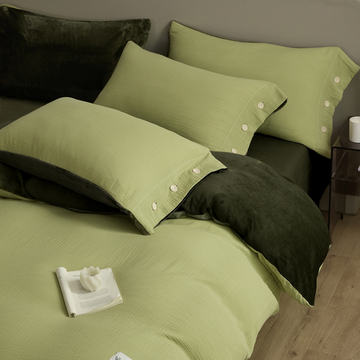 91家纺网 家纺一手货源 找家纺 吾诺家居 吾诺 棉加绒系列 全棉泡泡双层纱加牛奶绒四件套 棉拼绒四件套 棉加绒四件套全棉A类 果绿-橄榄绿