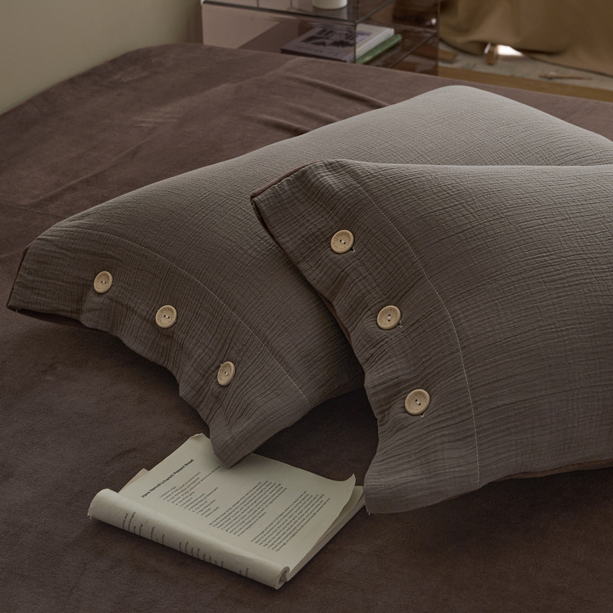 91家纺网 家纺一手货源 找家纺 吾诺家居 吾诺 棉加绒系列 全棉泡泡双层纱加牛奶绒四件套 棉拼绒四件套 棉加绒四件套全棉A类 深卡其-可可棕