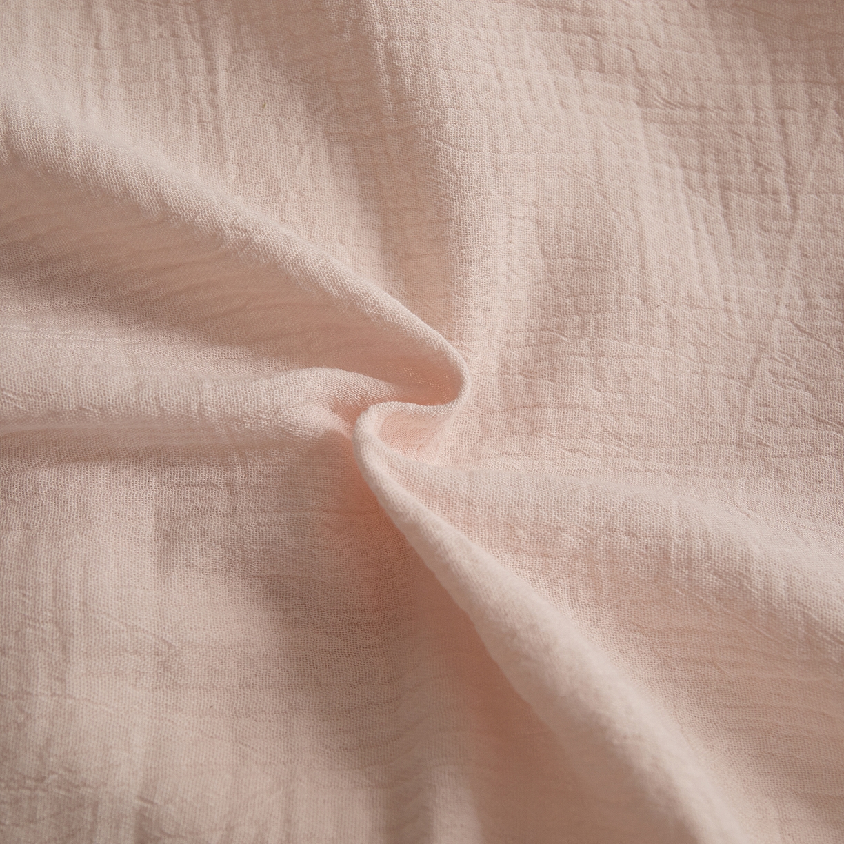 91家纺网 家纺一手货源 找家纺 吾诺家居 吾诺 棉加绒系列 全棉泡泡双层纱加牛奶绒四件套 棉拼绒四件套 棉加绒四件套全棉A类 樱花粉-浅灰