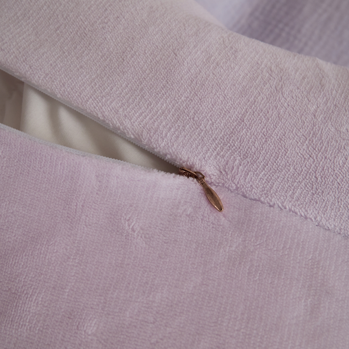 91家纺网 家纺一手货源 找家纺 吾诺家居 吾诺 棉加绒系列 全棉泡泡双层纱加牛奶绒四件套 棉拼绒四件套 棉加绒四件套全棉A类 梦幻紫-浅紫