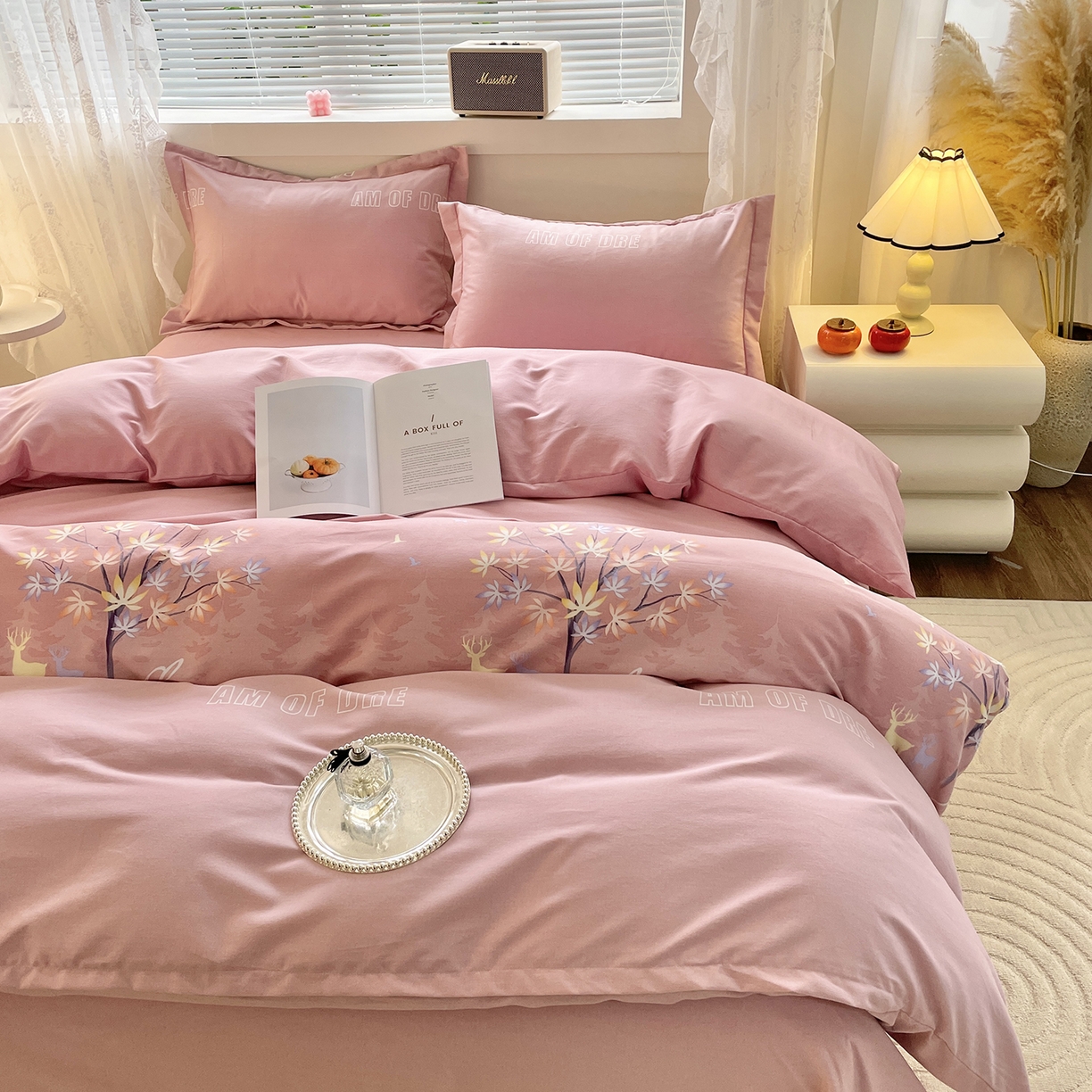 91家纺网 家纺一手货源 找家纺 仟岸家纺 2025新款亲肤舒适全棉磨毛四件套系列 悦春风