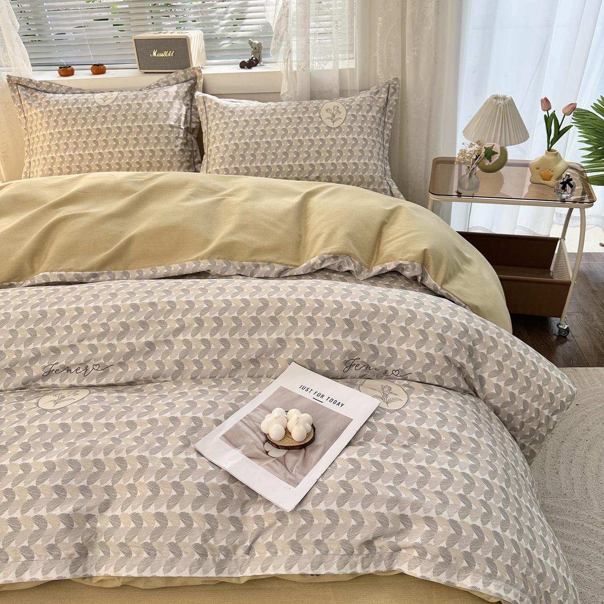 91家纺网 家纺一手货源 找家纺 仟岸家纺 2025新款亲肤舒适全棉磨毛四件套系列 尤克里里