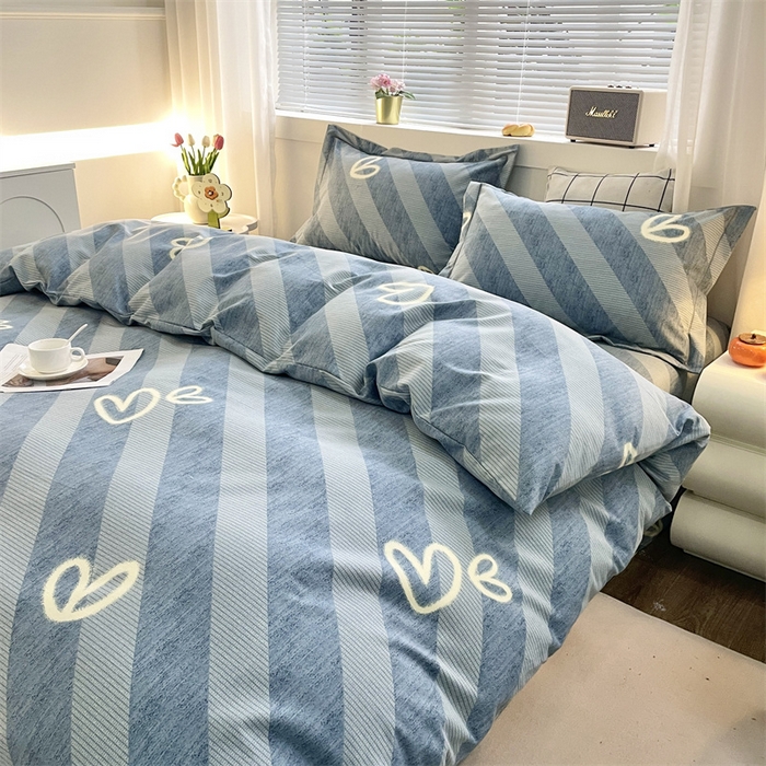 91家纺网 家纺一手货源 找家纺 仟岸家纺 2025新款亲肤舒适全棉磨毛四件套系列 一心一意蓝