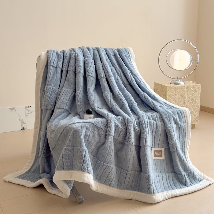 91家纺网 家纺一手货源 找家纺 慕木家纺 2025新款A类高克重提花云熙绒双面绒毛毯系列（跨境热款抽空压缩）提供买家秀 云熙毯-云川蓝