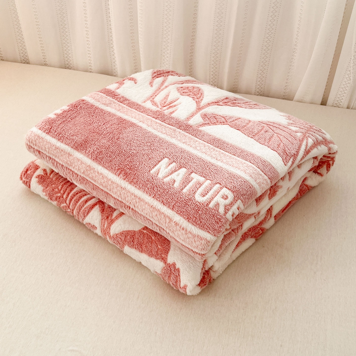 川悦生活 2025新款高克重双面雪花绒印花毛毯三件套 毛毯月桂-粉