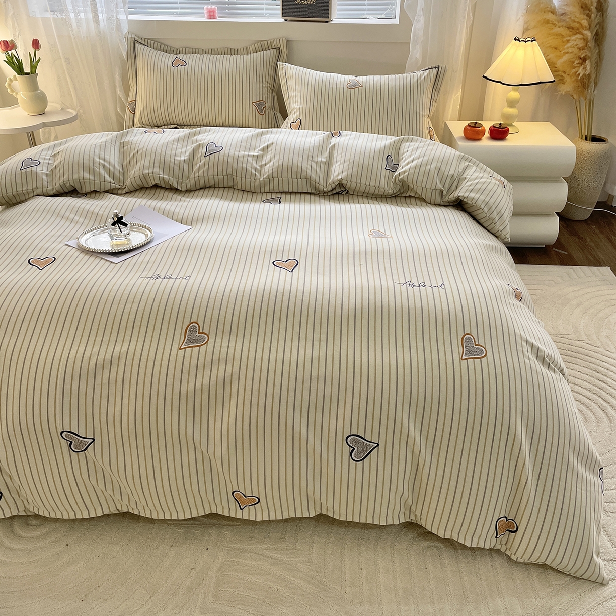 91家纺网 家纺一手货源 找家纺 仟岸家纺 2025新款亲肤舒适全棉磨毛四件套系列 心动日记