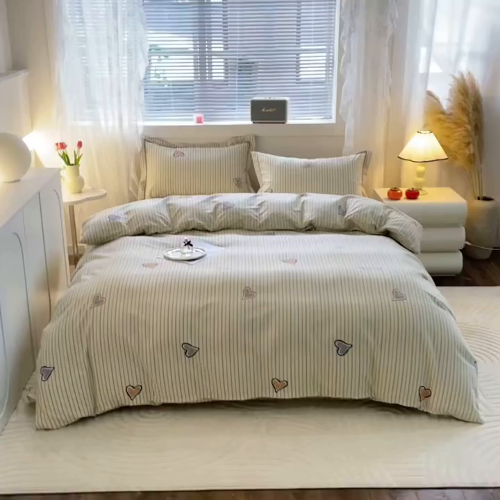 91家纺网 家纺一手货源 找家纺 仟岸家纺 2025新款亲肤舒适全棉磨毛四件套系列 心动日记