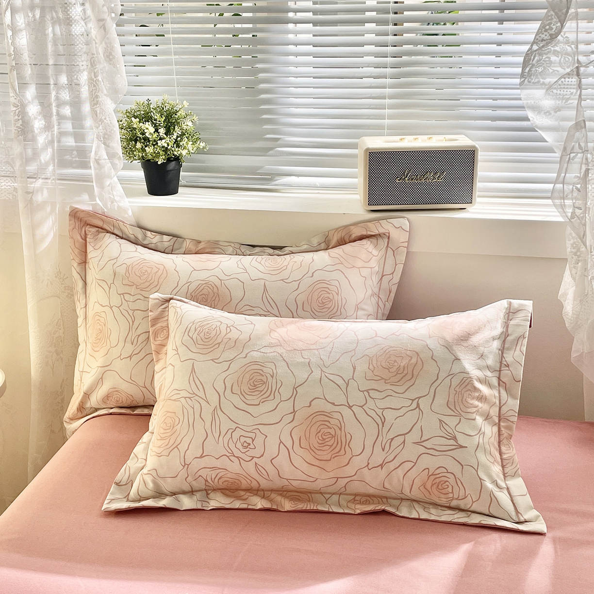 91家纺网 家纺一手货源 找家纺 仟岸家纺 2025新款亲肤舒适全棉磨毛四件套系列 微光玫瑰