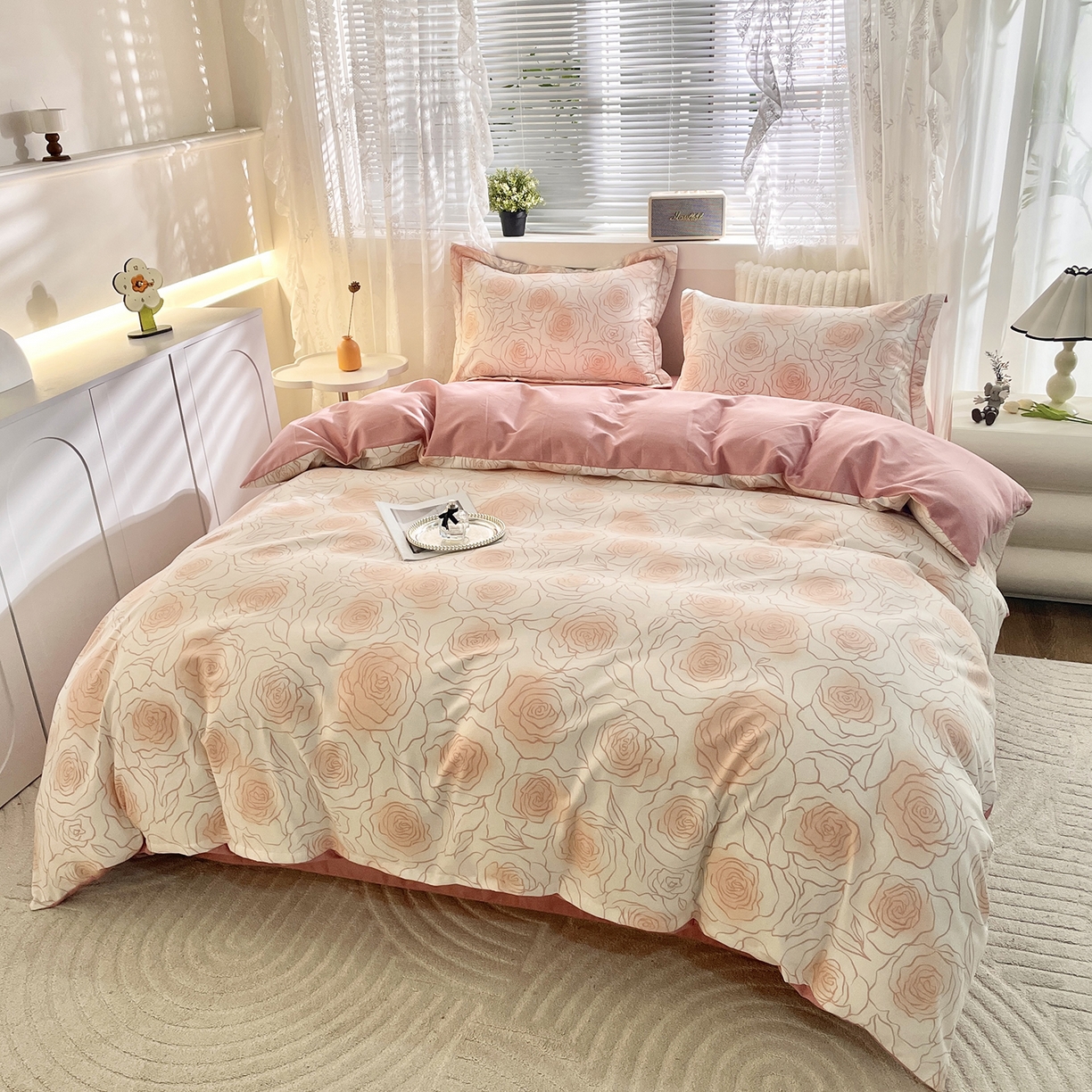 91家纺网 家纺一手货源 找家纺 仟岸家纺 2025新款亲肤舒适全棉磨毛四件套系列 微光玫瑰