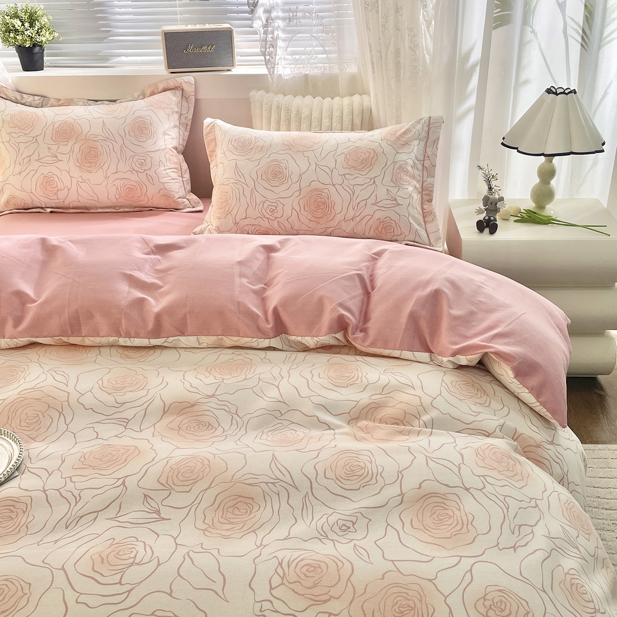 91家纺网 家纺一手货源 找家纺 仟岸家纺 2025新款亲肤舒适全棉磨毛四件套系列 微光玫瑰