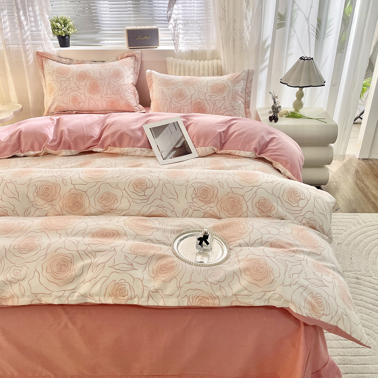 91家纺网 家纺一手货源 找家纺 仟岸家纺 2025新款亲肤舒适全棉磨毛四件套系列 微光玫瑰