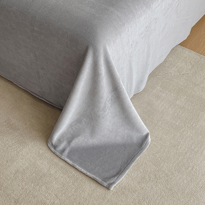 91家纺网 家纺一手货源 找家纺 吾诺家居 230克兔毛边雕花绒四件套-秋意系列 冬梅