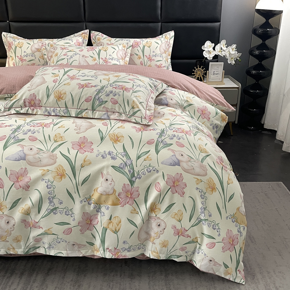 91家纺网 家纺一手货源 找家纺 仟岸家纺 2025新款亲肤舒适全棉磨毛四件套系列 田园兔