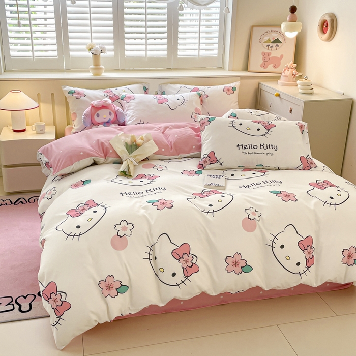 91家纺网 家纺一手货源 找家纺 港岛妹妹 2025新款云朵水洗工艺三丽鸥四件套 三丽鸥-樱花kt猫