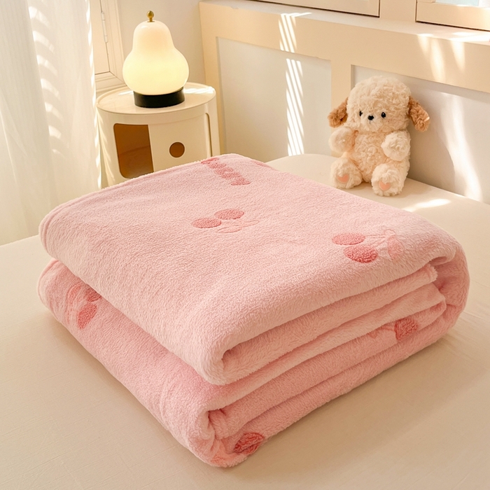 川悦生活 2025新款高克重双面雪花绒印花毛毯三件套 毛毯ins樱桃