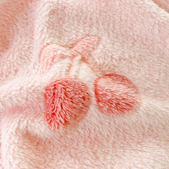 91家纺网 家纺一手货源 找家纺 川悦生活 2025新款高克重双面雪花绒印花毛毯三件套 毛毯ins樱桃