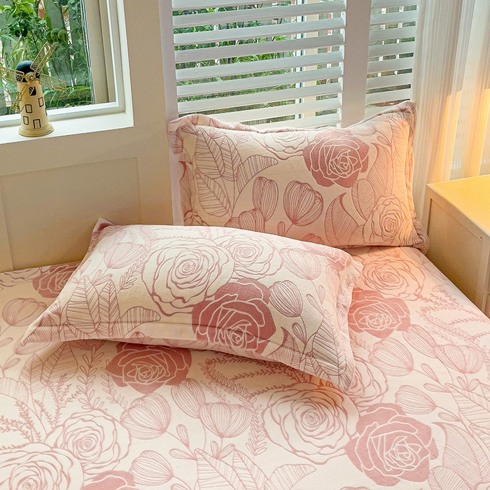 91家纺网 家纺一手货源 找家纺    名兮-2025新款秋冬加厚立体高克重浮雕绒床单款 朵美-粉