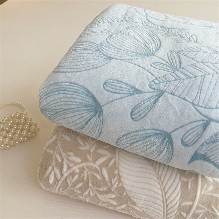 91家纺网 家纺一手货源 找家纺    名兮-2025新款秋冬加厚立体高克重浮雕绒床单款 朵美-蓝