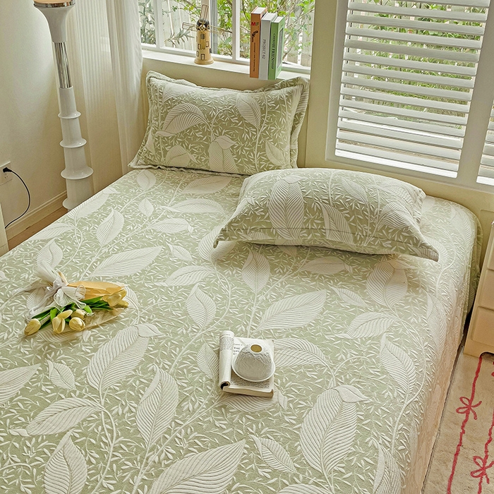 91家纺网 家纺一手货源 找家纺    名兮-2025新款秋冬加厚立体高克重浮雕绒床单款 千叶-绿