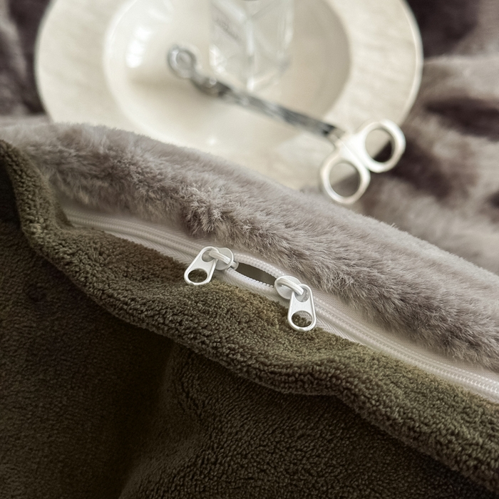 91家纺网 家纺一手货源 找家纺 九花鹿 2025新款A类高克重兔毛绒保暖印花四件套美拉德-春日序曲