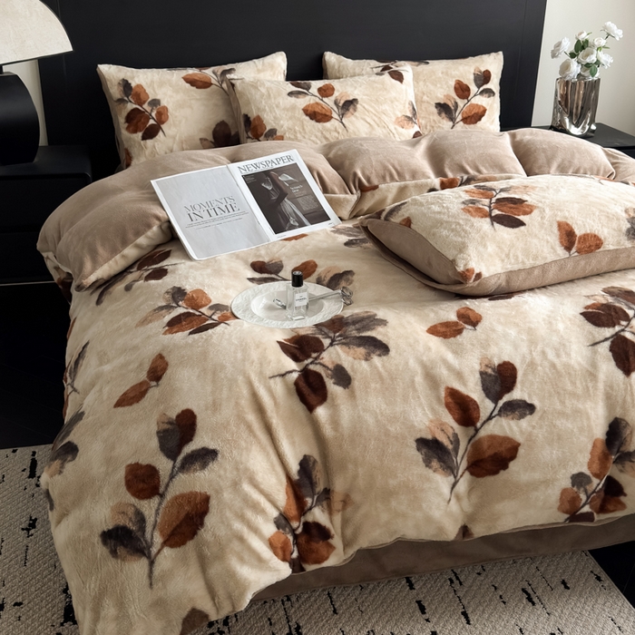 91家纺网 家纺一手货源 找家纺 九花鹿 2025新款A类高克重兔毛绒保暖印花四件套美拉德-秋实