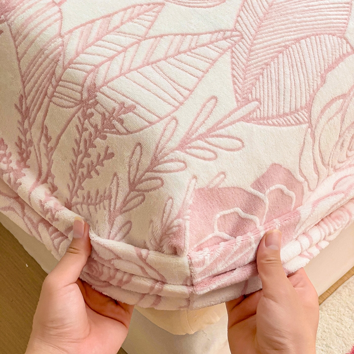 91家纺网 家纺一手货源 找家纺 （总）名兮-2025新款立体高克重加厚浮雕绒单床笠款