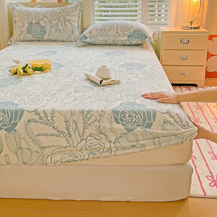 91家纺网 家纺一手货源 找家纺 名兮-2025新款立体高克重加厚浮雕绒单床笠款 朵美-蓝