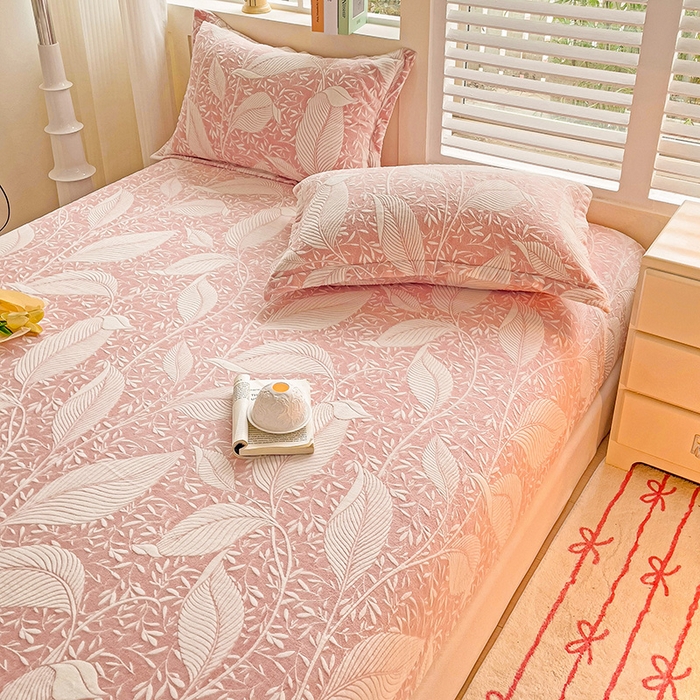 91家纺网 家纺一手货源 找家纺 名兮-2025新款立体高克重加厚浮雕绒单床笠款 千叶-粉