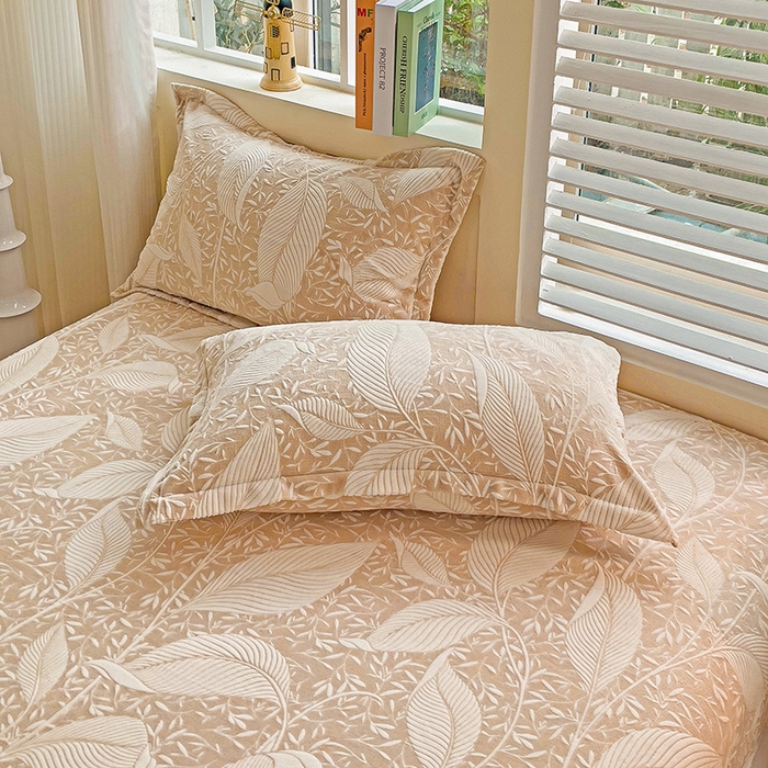 91家纺网 家纺一手货源 找家纺 名兮-2025新款立体高克重加厚浮雕绒单床笠款 千叶-咖