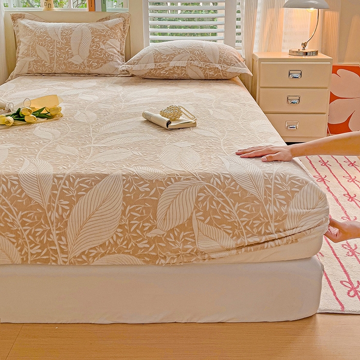 91家纺网 家纺一手货源 找家纺 名兮-2025新款立体高克重加厚浮雕绒单床笠款 千叶-咖