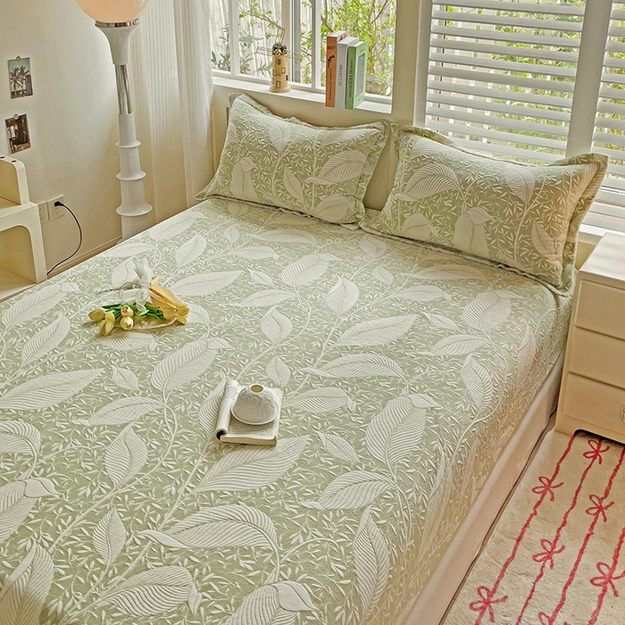 91家纺网 家纺一手货源 找家纺 名兮-2025新款立体高克重加厚浮雕绒单床笠款 千叶-绿
