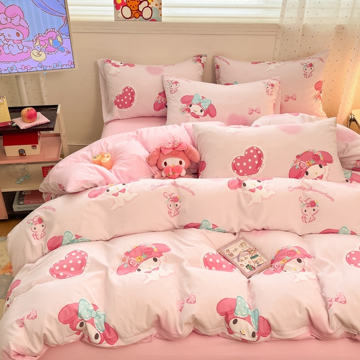 91家纺网 家纺一手货源 找家纺 港岛妹妹 2025新款云朵水洗工艺三丽鸥四件套 三丽鸥-粉粉美乐蒂