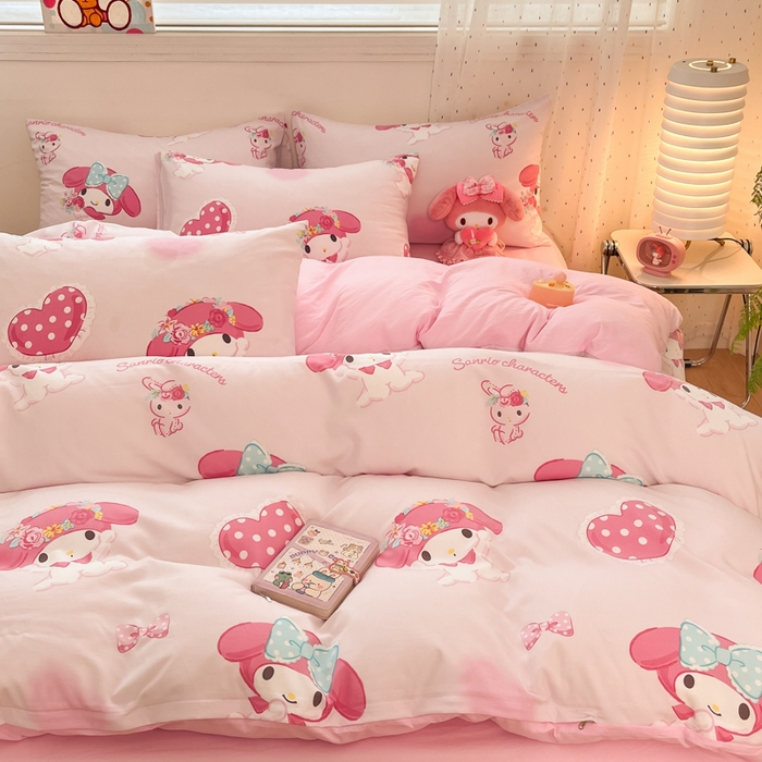 91家纺网 家纺一手货源 找家纺 港岛妹妹 2025新款云朵水洗工艺三丽鸥四件套 三丽鸥-粉粉美乐蒂