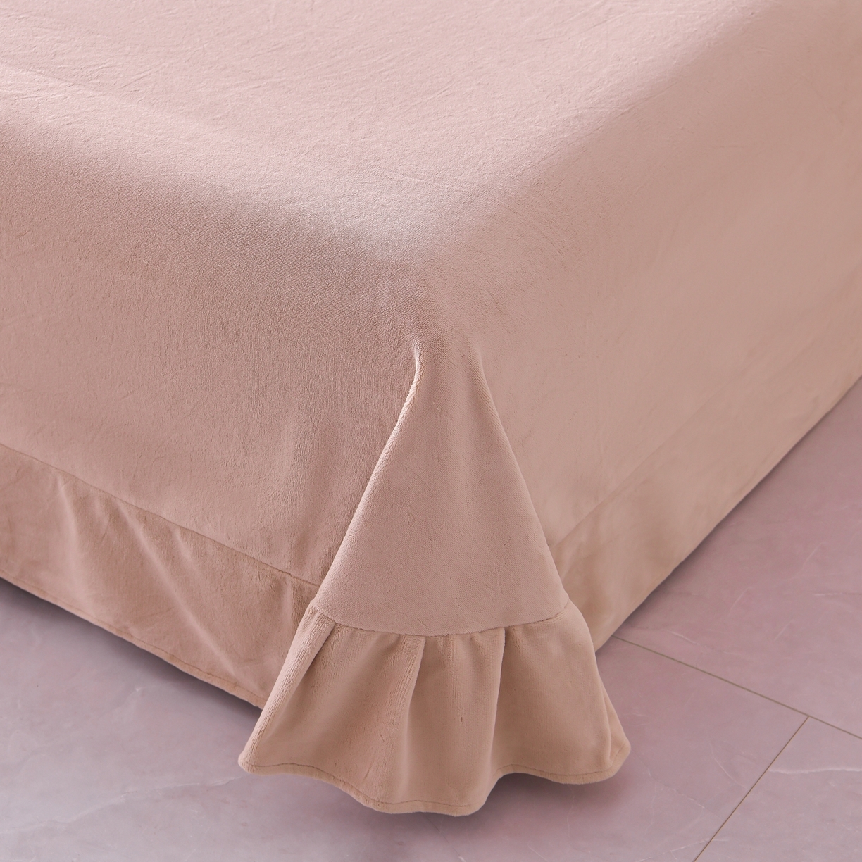 91家纺网 家纺一手货源 找家纺 （总）湘雪家居  2025新款高克重雕花牛奶绒四件套