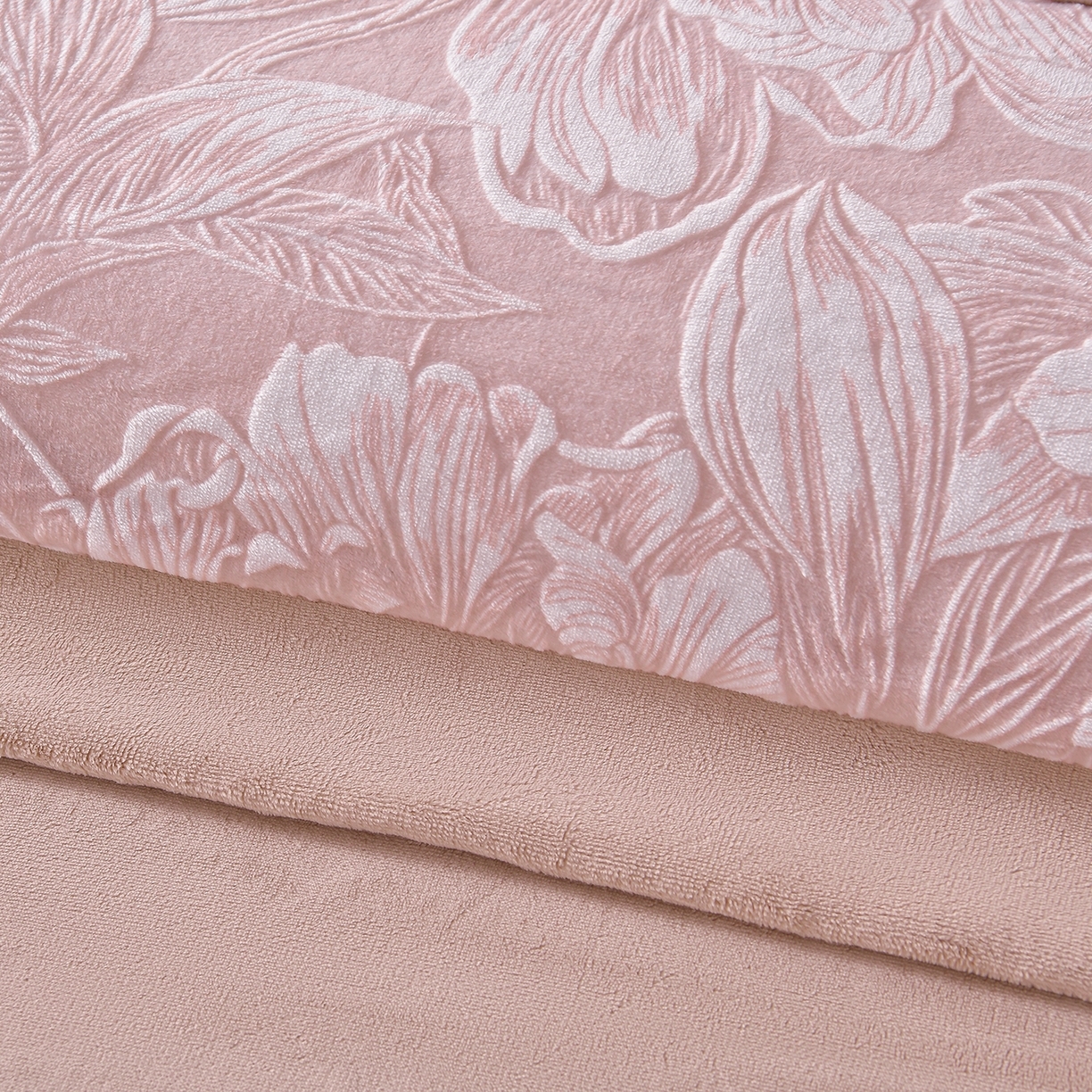 91家纺网 家纺一手货源 找家纺 （总）湘雪家居  2025新款高克重雕花牛奶绒四件套