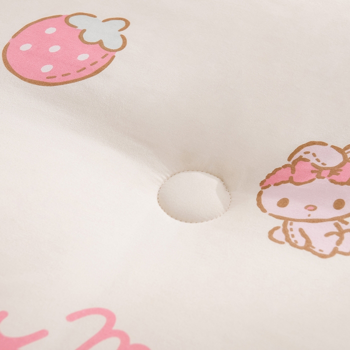 91家纺网 家纺一手货源 找家纺 （总）艾兜坊 2025新款三丽鸥水洗棉3D豆豆被 被子被芯