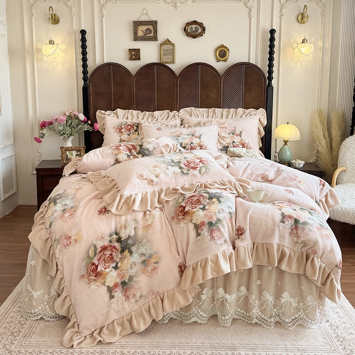 91家纺网 家纺一手货源 找家纺 （总）宜凡家纺 2025新款牛奶绒5D数码印花夹棉床裙四件套