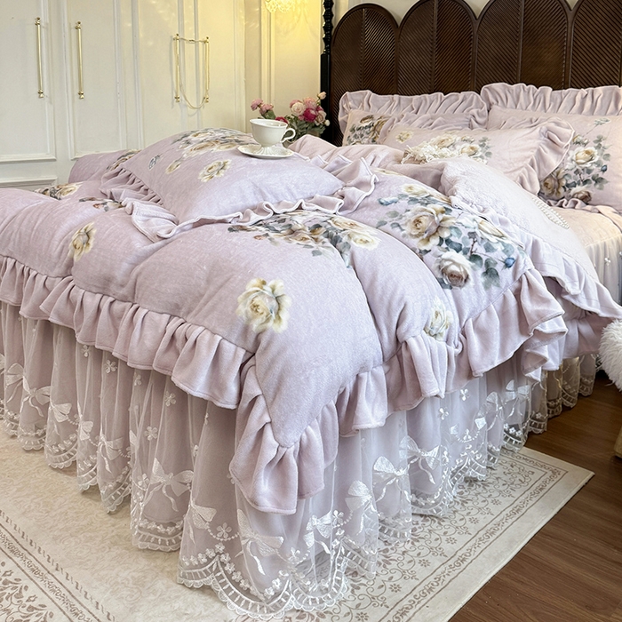 91家纺网 家纺一手货源 找家纺 （总）宜凡家纺 2025新款牛奶绒5D数码印花夹棉床裙四件套