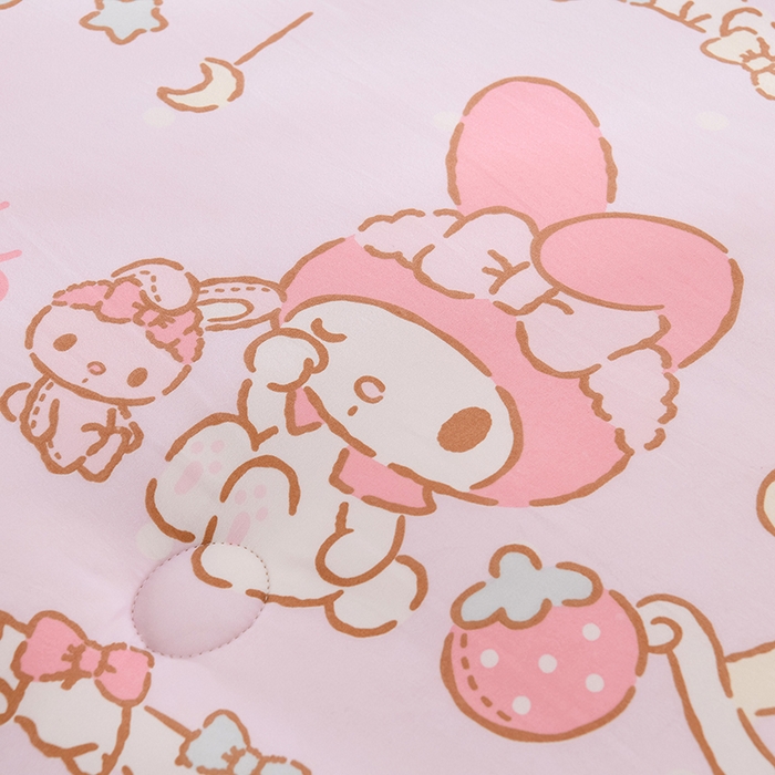 91家纺网 家纺一手货源 找家纺 艾兜坊 2025新款三丽鸥水洗棉3D豆豆被 被子被芯 木马美乐蒂