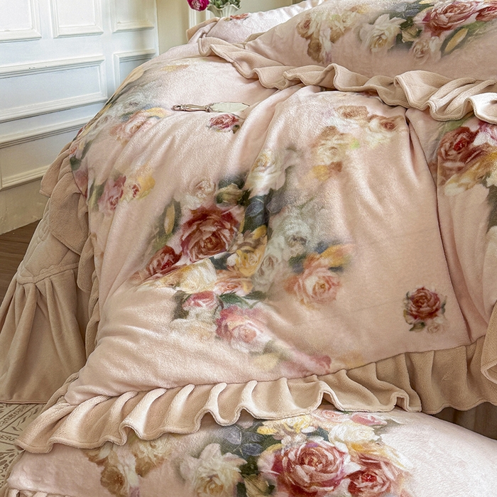 91家纺网 家纺一手货源 找家纺 （总）宜凡家纺 2025新款牛奶绒5D数码印花床盖四件套