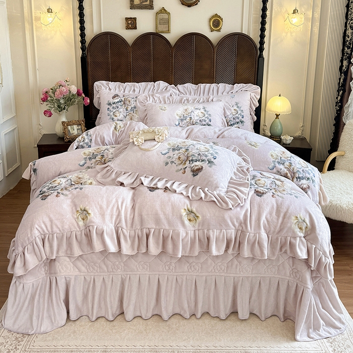 宜凡家纺 2025新款牛奶绒5D数码印花床盖四件套 浮香如梦 浅卡其