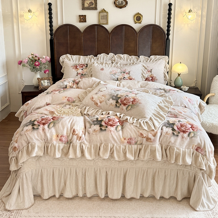 宜凡家纺 2025新款牛奶绒5D数码印花床盖四件套 花开浪漫 驼色