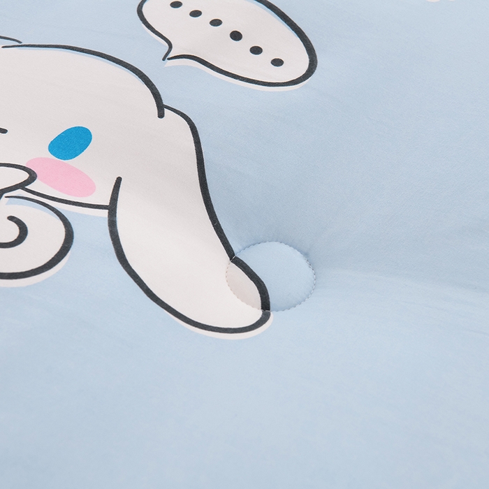 91家纺网 家纺一手货源 找家纺 艾兜坊 2025新款三丽鸥水洗棉3D豆豆被 被子被芯 木马玉桂狗