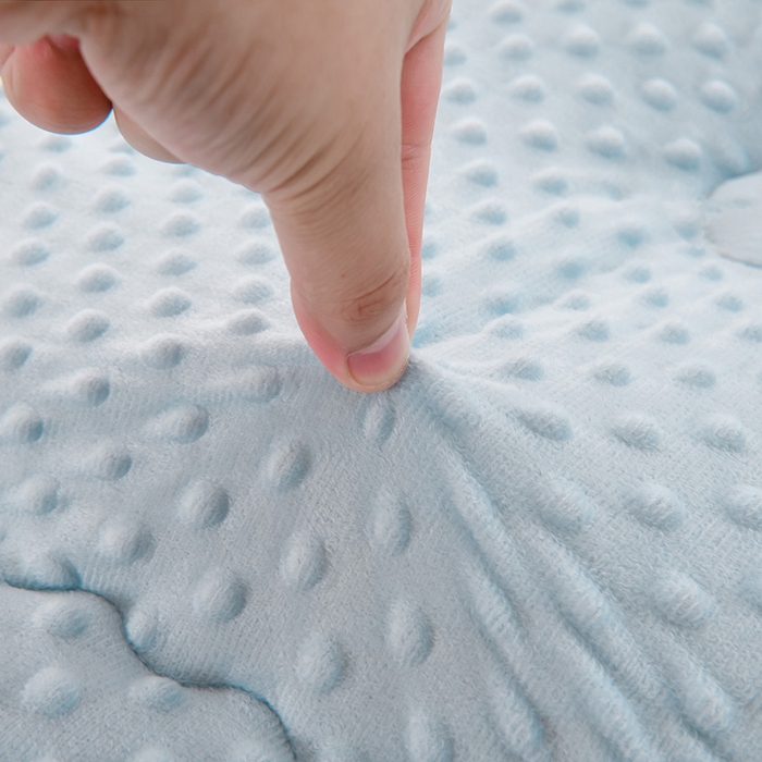 91家纺网 家纺一手货源 找家纺 艾兜坊 2025新款三丽鸥水洗棉3D豆豆被 被子被芯 木马玉桂狗