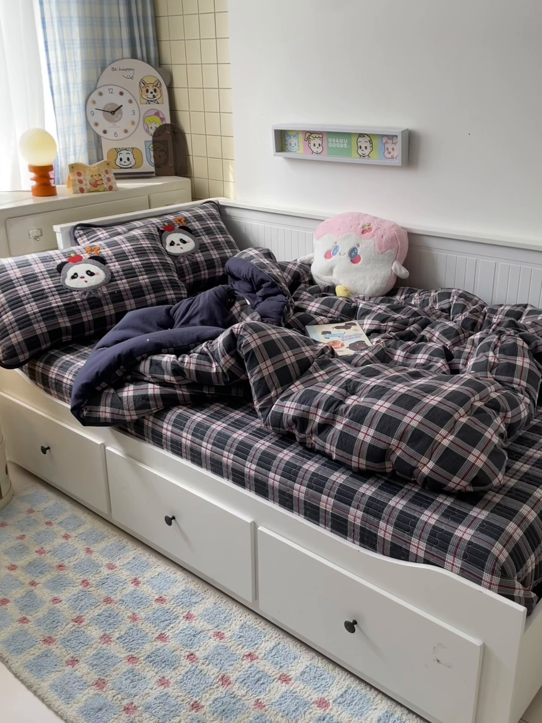 91家纺网 家纺一手货源 找家纺 老帅 2025新款毛巾绣床盖春秋冬被套件 憨憨熊猫