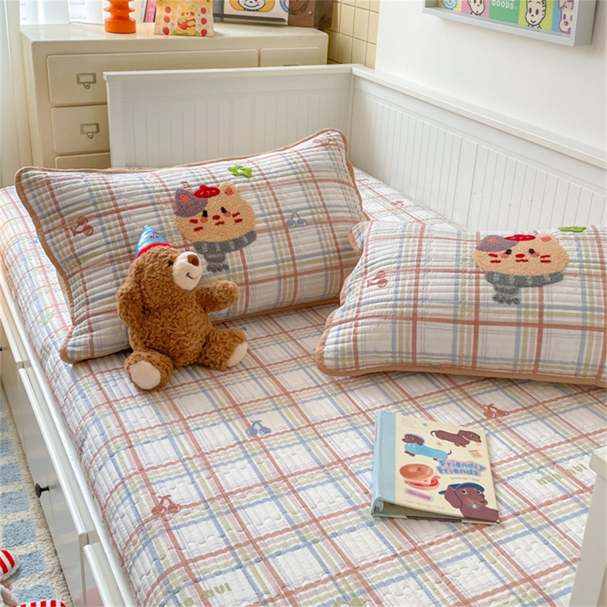 91家纺网 家纺一手货源 找家纺 老帅 2025新款毛巾绣床盖春秋冬被套件 萌萌猫